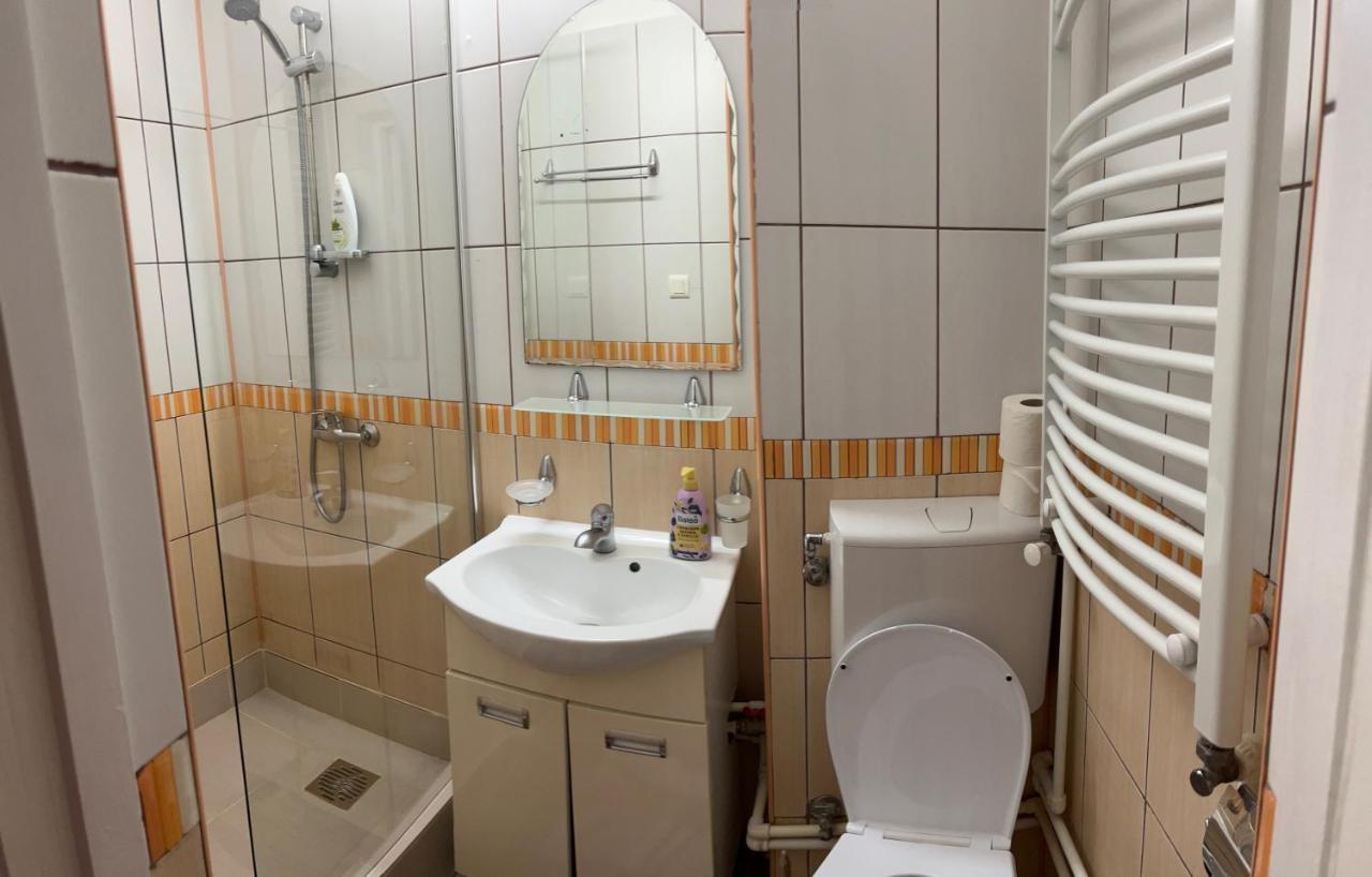 Linna Apartament Galati  Luaran gambar